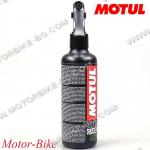 СПРЕЙ ЗА ПОЧИСТВАНЕ НА ШЛЕМ И ВИЗЬОР 250мл - MOTUL HELMET & VISOR CLEAN MC CARE M1-3